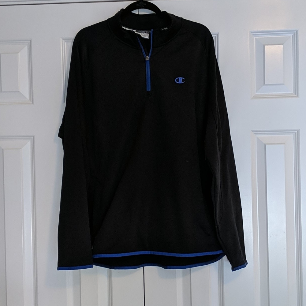 Men's Champion brand pull over
